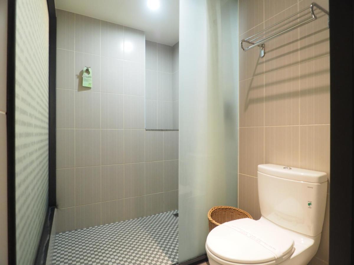 Stay Hotel - Taichung Yizhong Exteriör bild