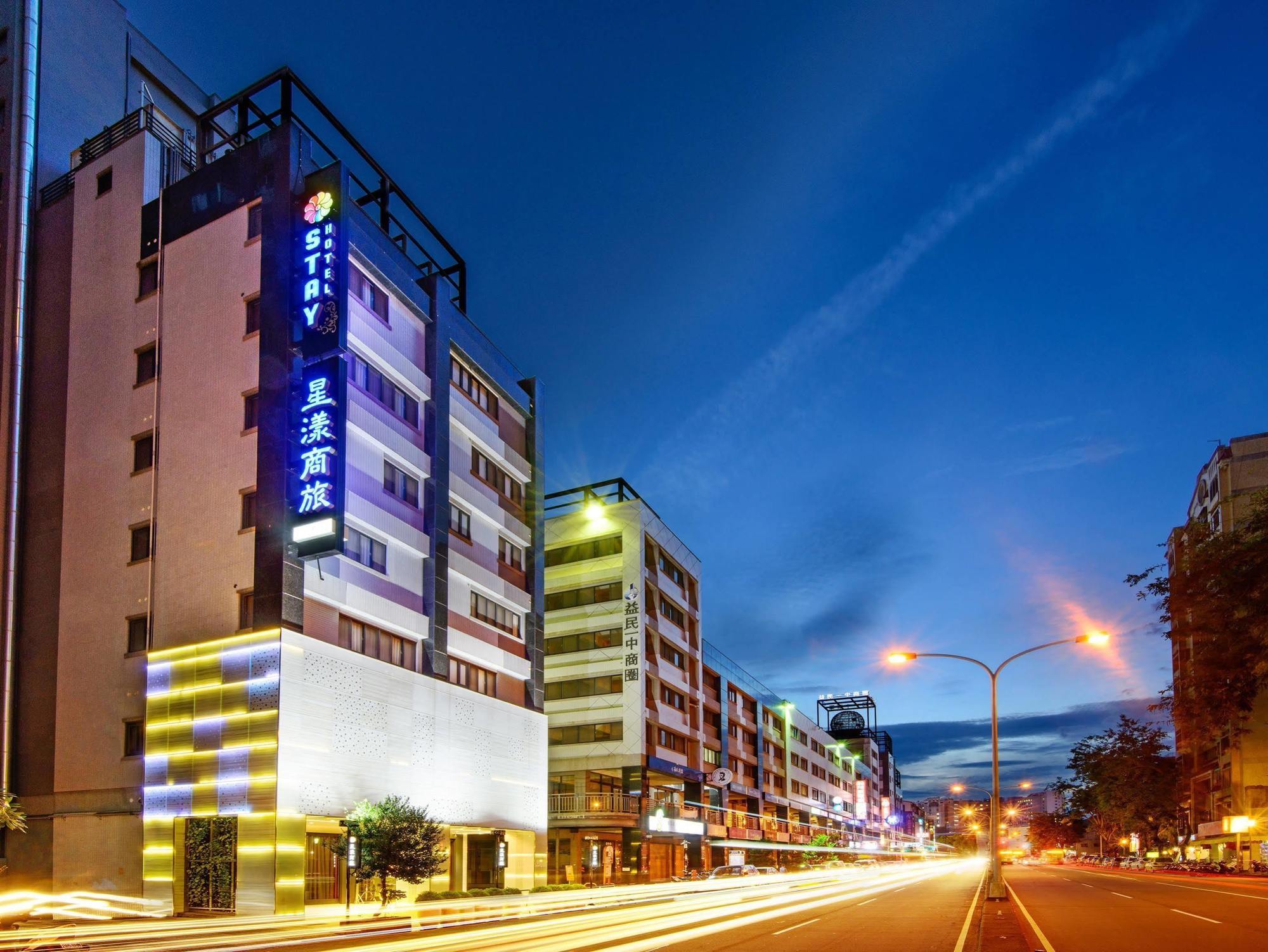 Stay Hotel - Taichung Yizhong Exteriör bild